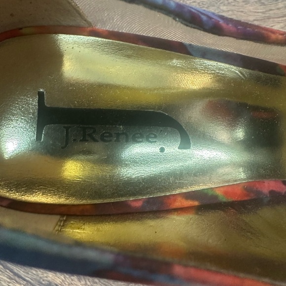 Size 12 J. Renee Colorful Patterned Women's Heels - Picture 7 of 7
